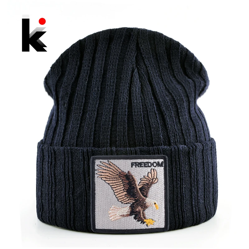 Dzianinowe czapki SKullies Mężczyźni Hip Hop Solidna czapka z haftem Orzeł Naszywka Dwuwarstwowa dzianinowa czapka Kobiety Streetwear Kpop Gorras