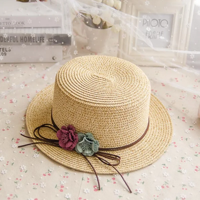 

Sun Straw Hat Korean Version Female Summer Outside Flat-top Mixed-color Flowers Hat Sun Shade Beach Fashion Visor Caps H114