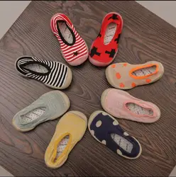 Zapatos de suela suave antideslizantes para niños, zapatos de goma para interiores y exteriores, primeros pasos para bebés