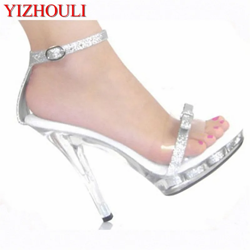 13cm high heel bow adorned with silvery pink and sandals, the club sandals of the stage model runway show