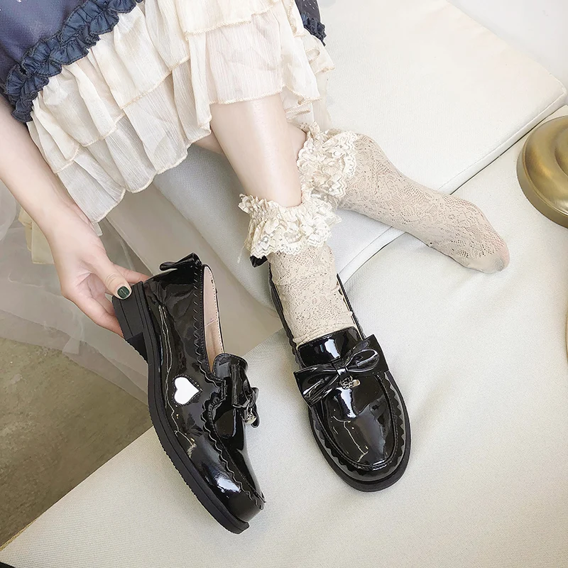 Zapatos japoneses de Lolita para mujer, zapatillas Kawaii de princesa con lazo, Cosplay, corazón, Anime, 2019