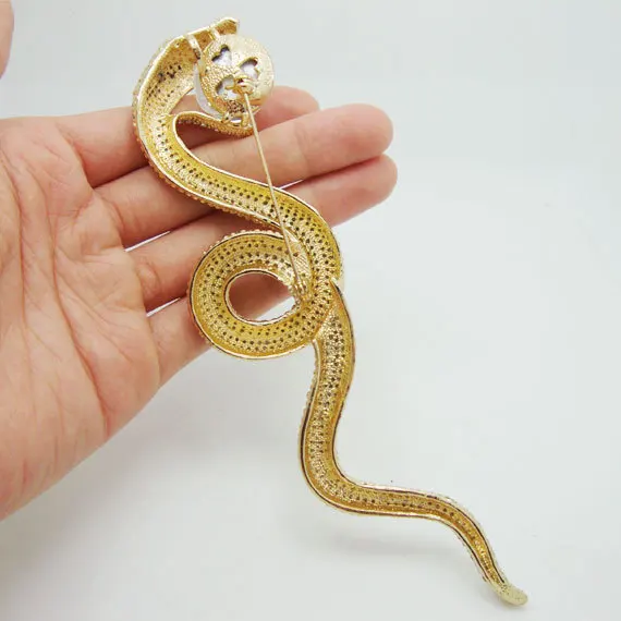 TTjewelry High Quality Luxurious Long Snake Pendant Animal Brooch Pin Clear Rhinestone Crystal Classic Women Party Brooch