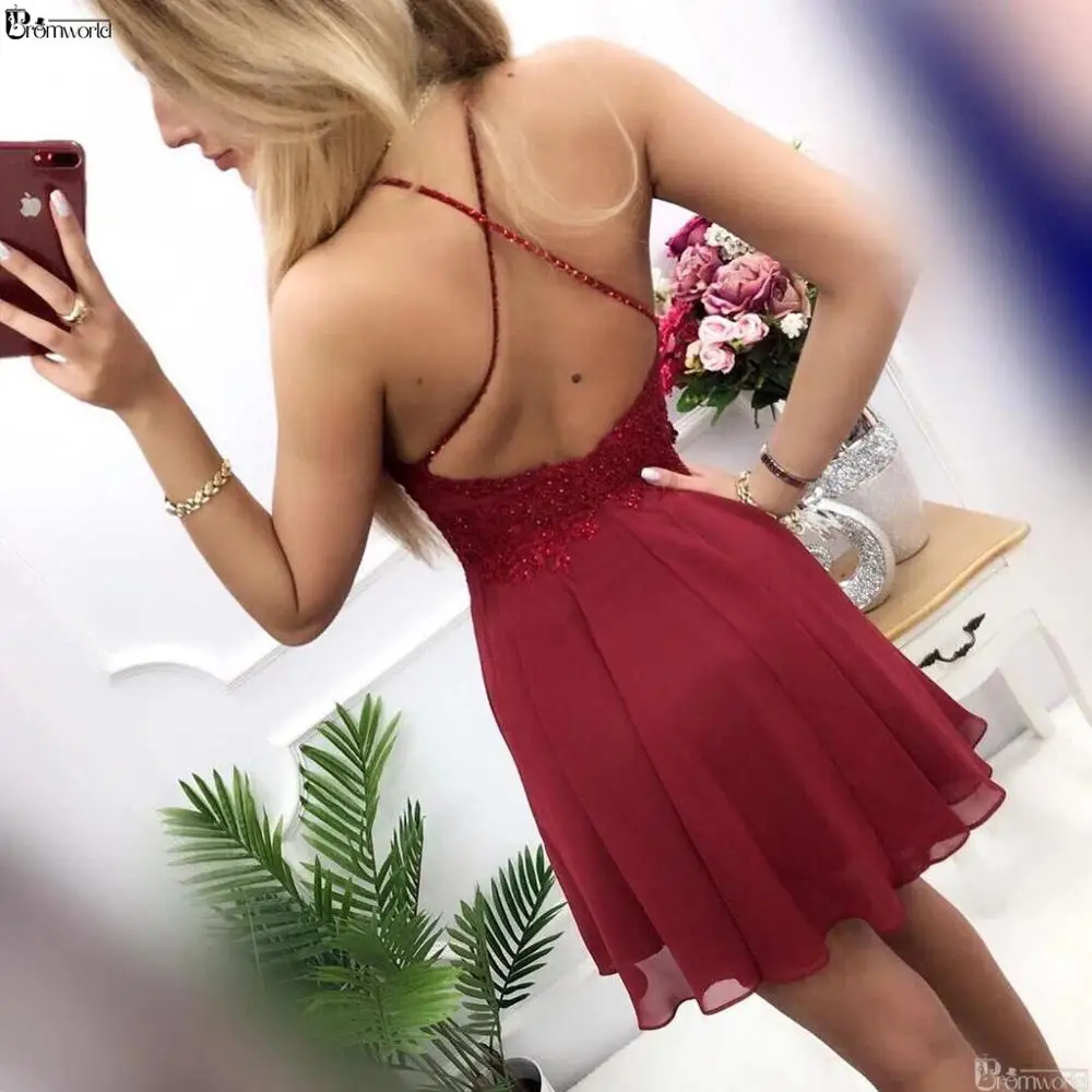 Burgundy Lace Beaded Straps Short Prom Dress 2024 Halter Neck Chiffon Skirt Backless Sexy Mini Cocktail Homecoming Dresses