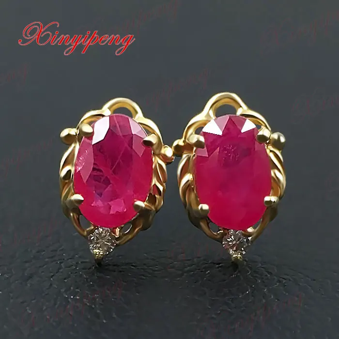 

18 k yellow gold with natural ruby studs earrings red color of fire Fine jewelry contracted