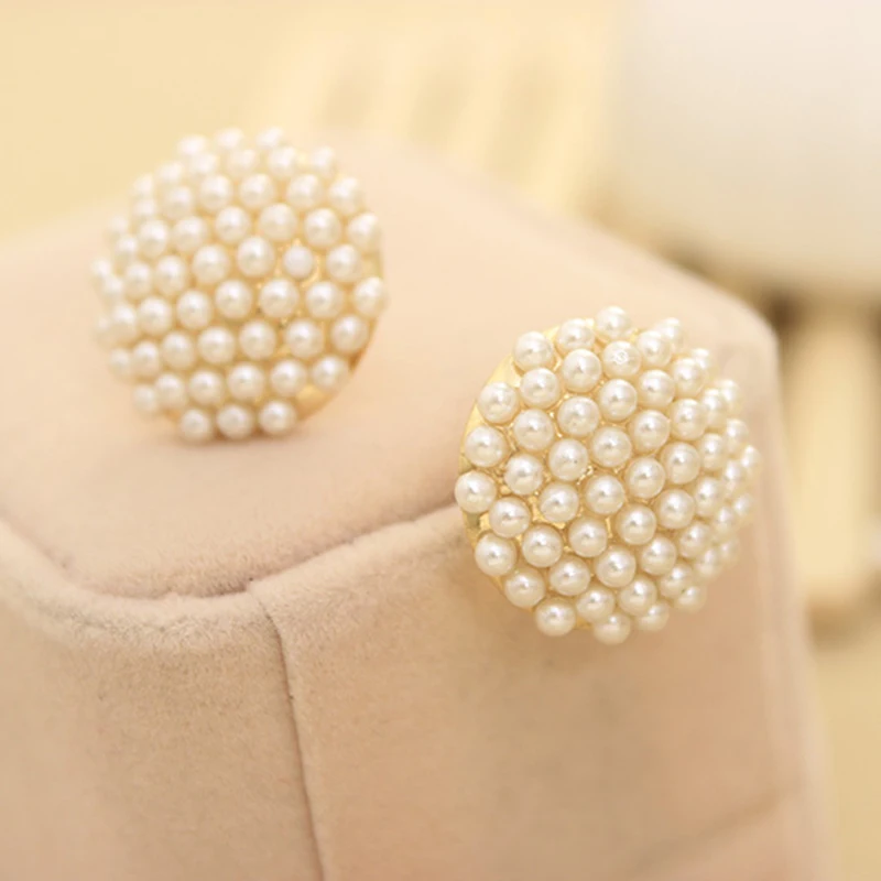 Full of Small Simulated Pearls Round Ball Charming piercing Stud Earrings for Women Jewelry