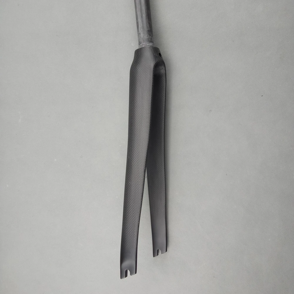 Carbon fiber fork for road bike, 3K carbon fiber fork, matte or glossy, without brand logo, 360g, 700C, 1 1/8 inch