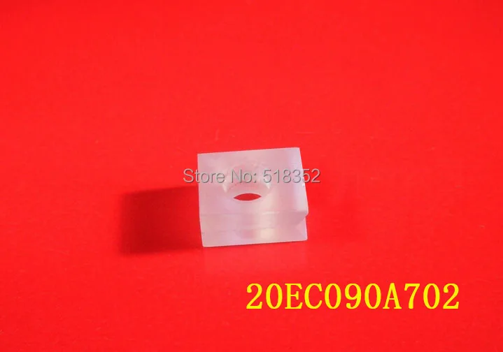 

20EC090A702 Makino Sapphire " V" Square Lower Wire Guides (70) for WEDM-LS Wire Cutting Machine Parts