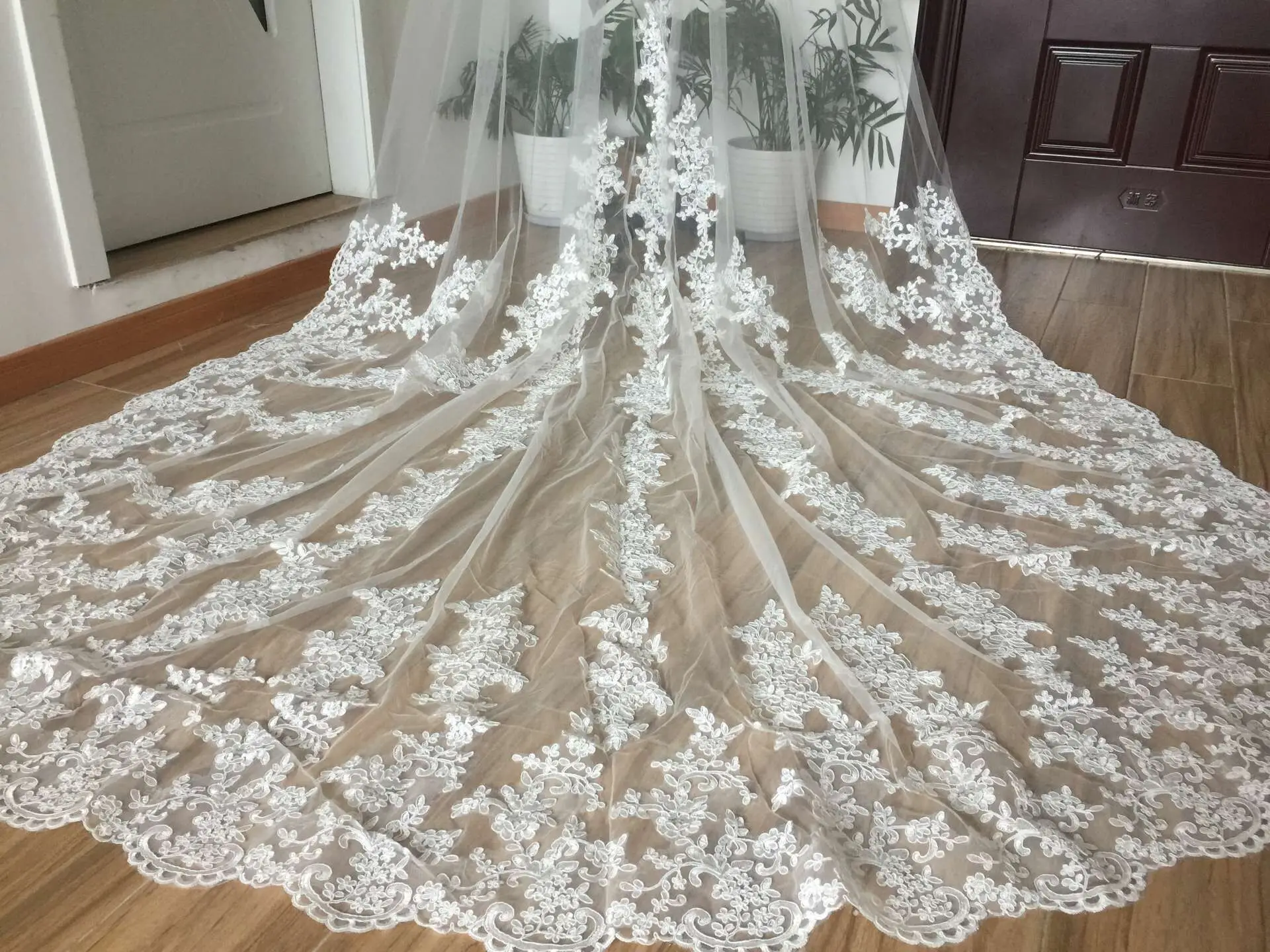 3 M Kathedrale Länge Spitze Braut Schleier Weiß/Elfenbein 1 Tier Luxus Hochzeit schleier + kamm