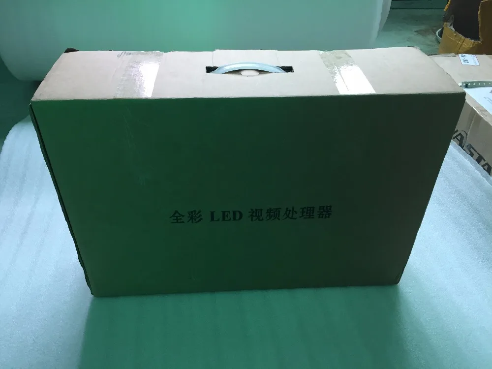 Invio card + KYSATR KS600 LED processore video scaler 1920*1200 Supporto DVI VGA HDMI, parete video a LED controller NOVA e LINSN