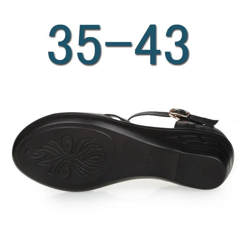 Cowhide Middle-aged Mother Sandals Summer New Genuine Leather Female Sandals Large Size 40-43 Women Shoes Casual Wedged