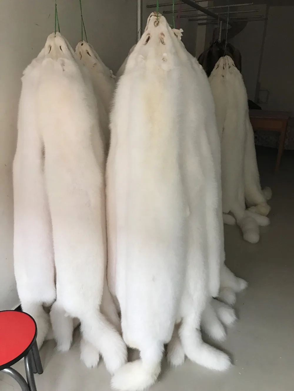 Different Quality Real Fox Fur Pelts / White Fox Fur/ White Fox Fur Skins