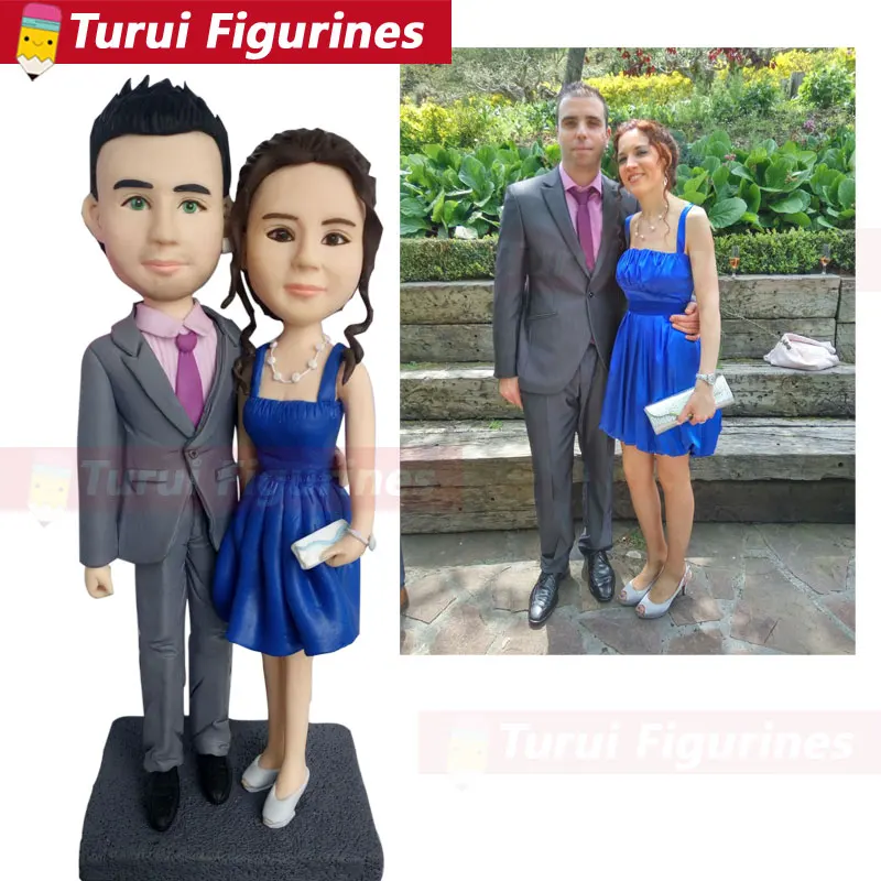 personalized sculpture copied from photograph wedding cake topper custom bobblehead for wedding couple bride and groom cake topp