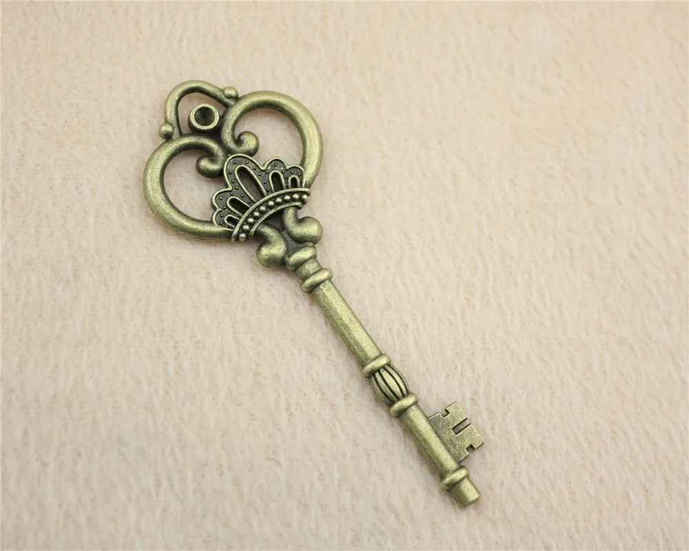 

8pcs/lot 84mm ancient bronze Big Key charm Pendants DIY jewelry for bracelet necklace earring