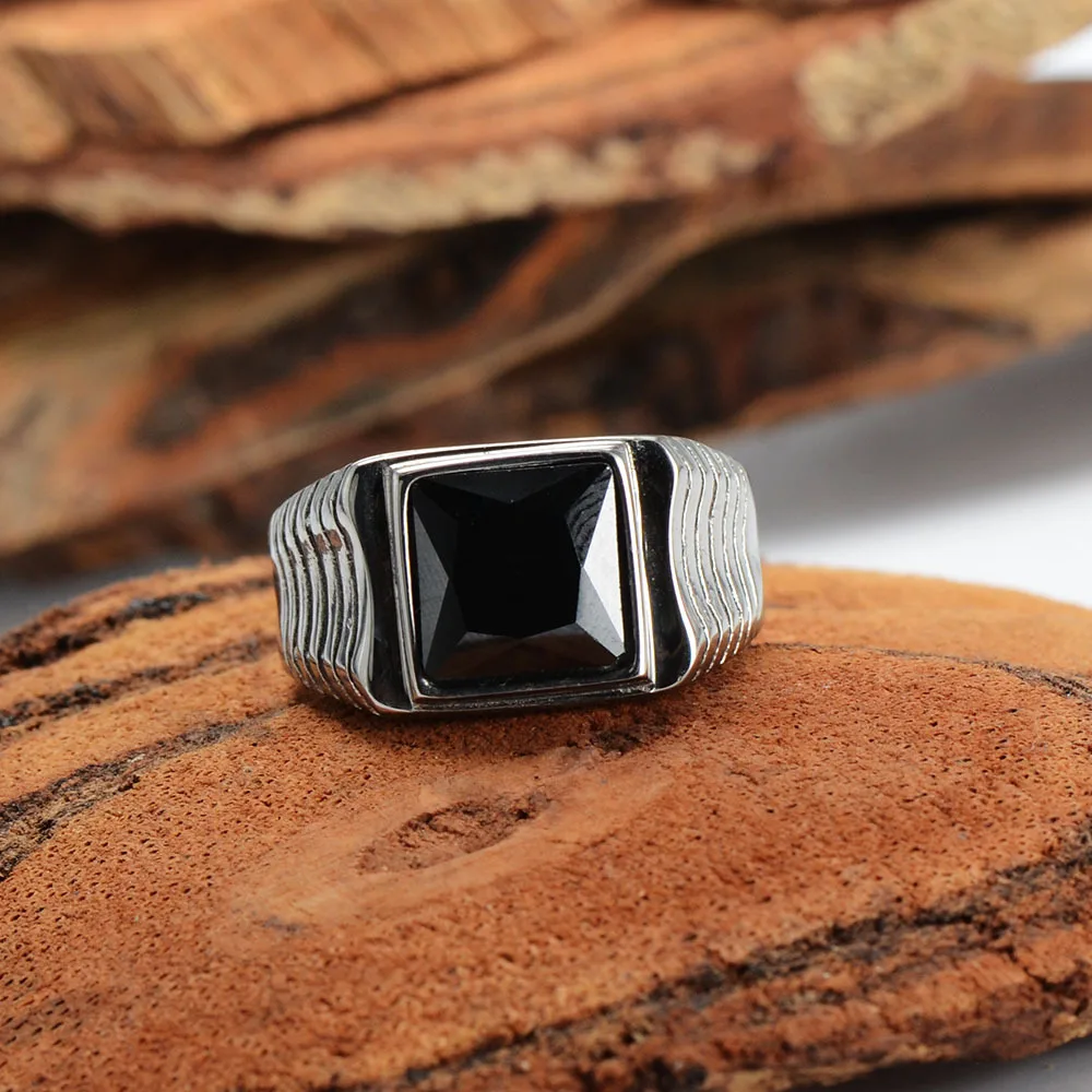 Men\'s 316L Stainless Steel Square Black  Stone Gem Silver color Ring
