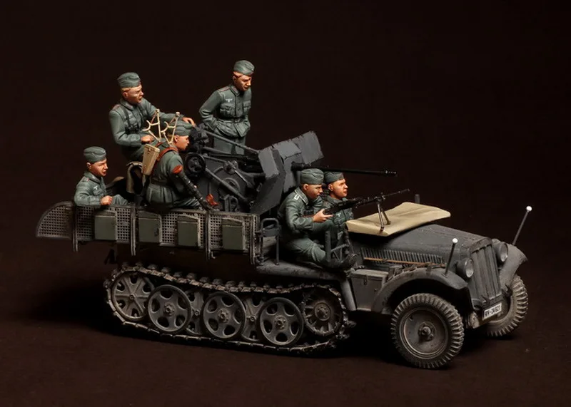 Unpainted Kit 1/ 35… - image