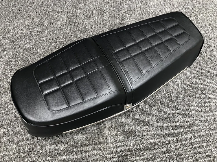 Universal CG Motorcycle Seat Assy CG125 CG150 ZJ125 XF125 Black Seat Cover Retro Cushion Plastic Bottom Plate