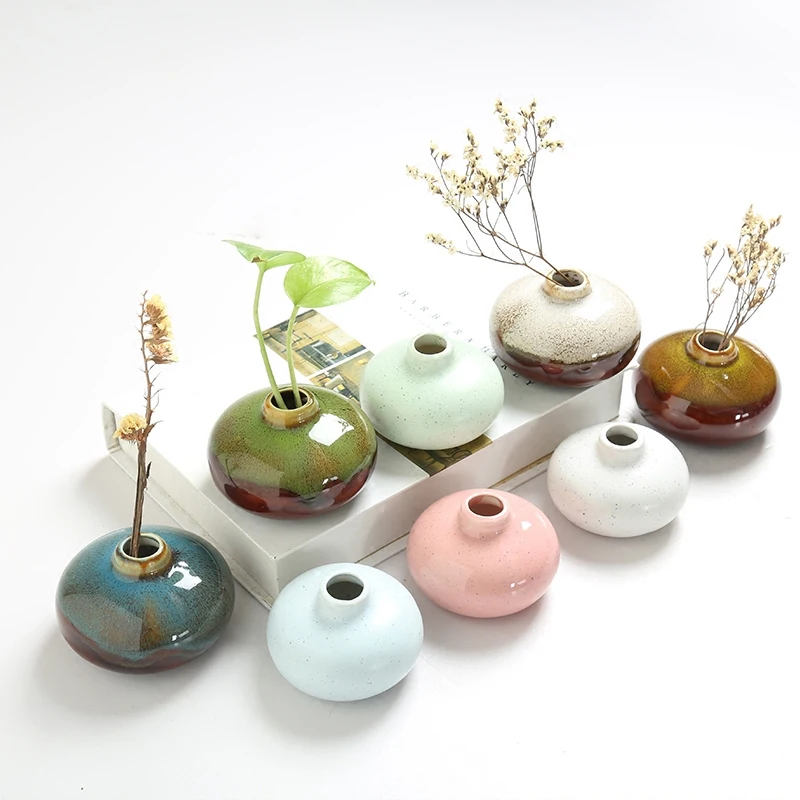 Creative Ceramic Vase Arts And Crafts Home Decoration Accessories Modern Mini Terrarium Plant Flowerpot Classic Small Vases