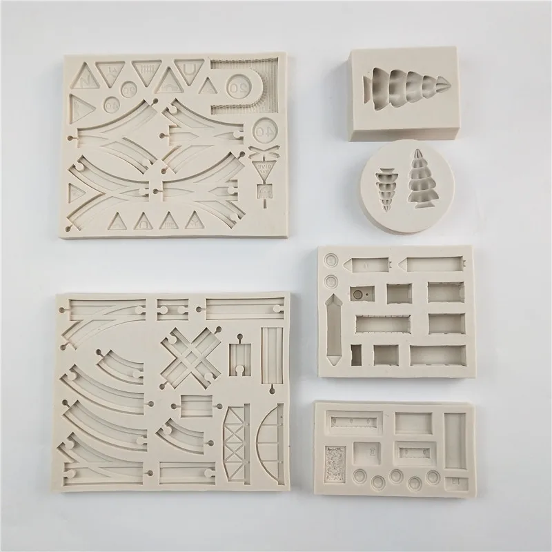 Train Series Pine Track Signpost Silicone Mold Fondant Mold Cake Decorating Tools Train Compartmen Chocolate Gumpaste Mold H964