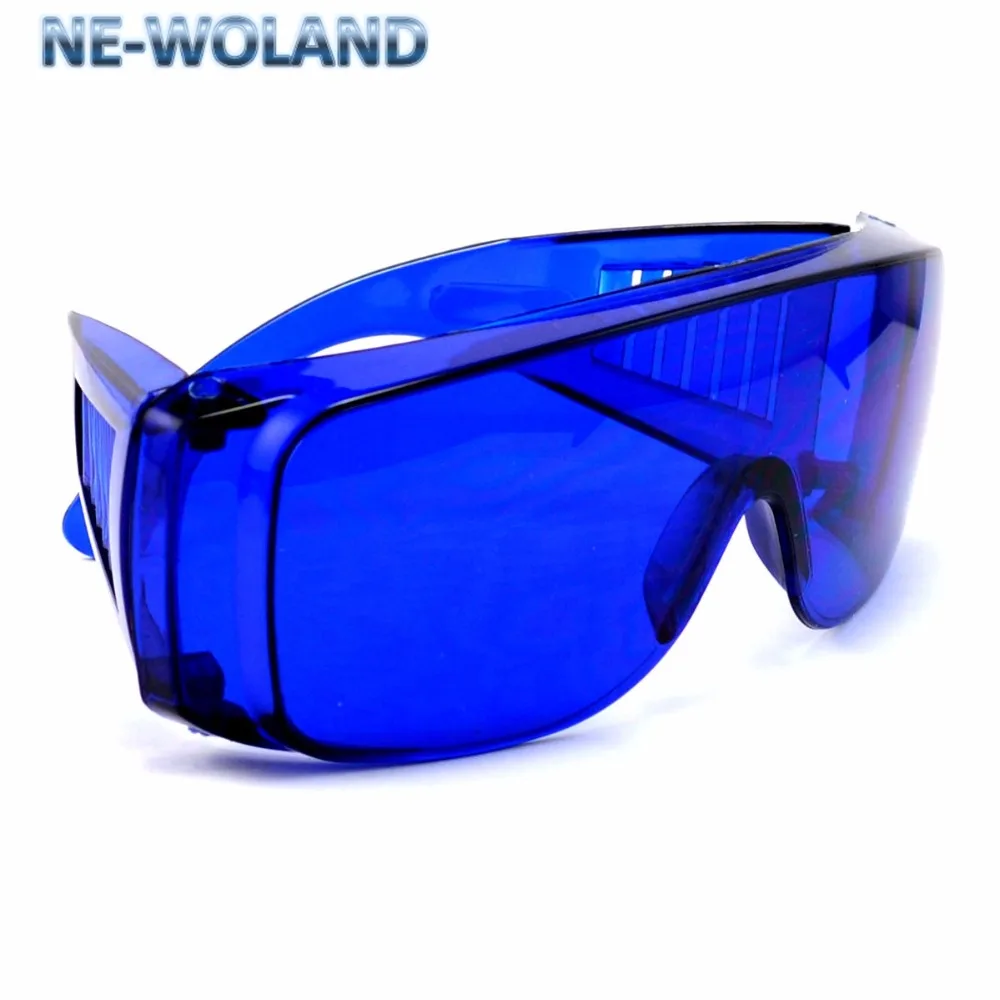 Special protective glasses for golf sport anti-UV 400 special glasses for people looking for golf.