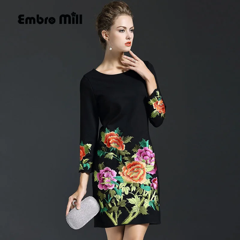 High quality casual dress for women autumn & winter Chinese style vintage embroidery elegant slim lady dresses M-5XL