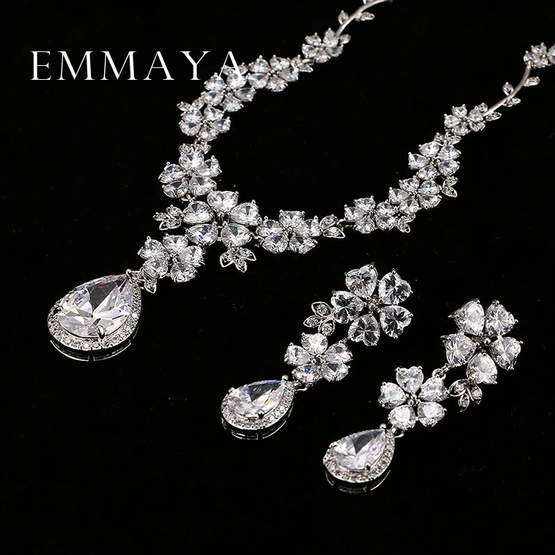 Emmaya Hot Selling Bride Classic AAA Zircon Flower Necklace Earrings Set Luxury Wedding Jewelry Sets for Women Accessories