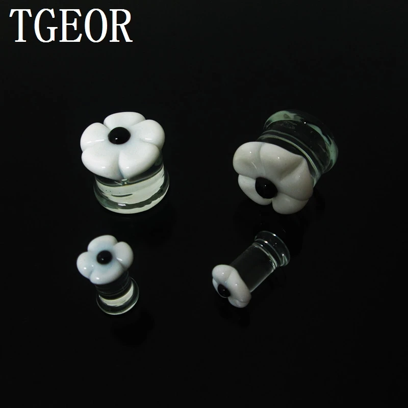 NICE 1 pair mixed 9 gauges saddle Natural glass with white flower ear expander organic glass ear plug HOT