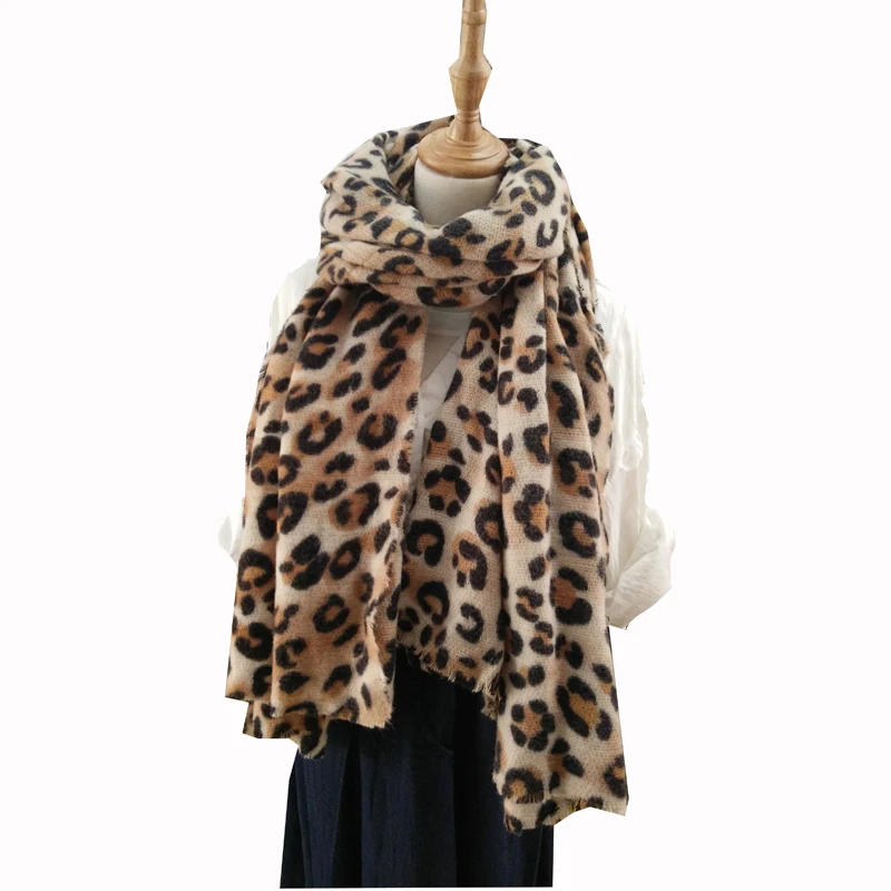 Luxury brand designer animal leopard print cashmere winter warm scarf women foulard femme bandana 2021 shawl blanket LL181005