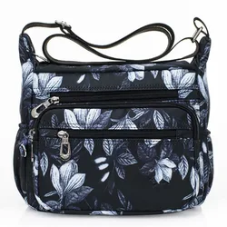 Bolso de mano con estampado de flores y mariposas para mujer, bandolera de nailon impermeable, estilo Retro, 2021