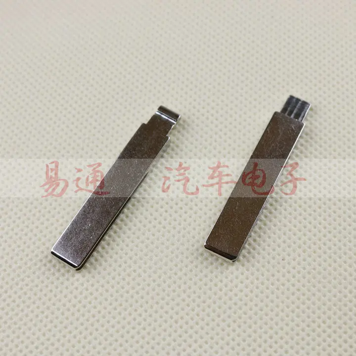 Originale sostituisci la lama chiave pieghevole per l'embrione chiave dell'automobile Peugeot 508 che sostituisce la lama chiave a distanza della testa della chiave NO.99