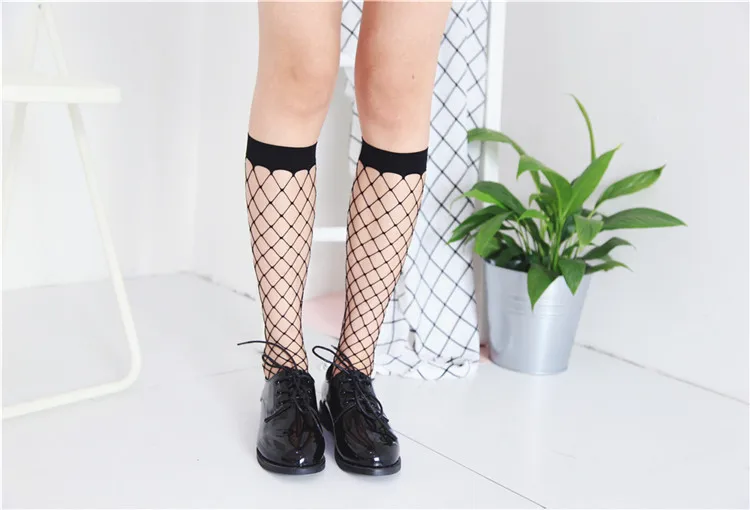 Summer Women Sexy Grid  Short Fishnet Hollow Lattice Geometry Black Breathable Net stockings Female 1pair=2pcs tt099