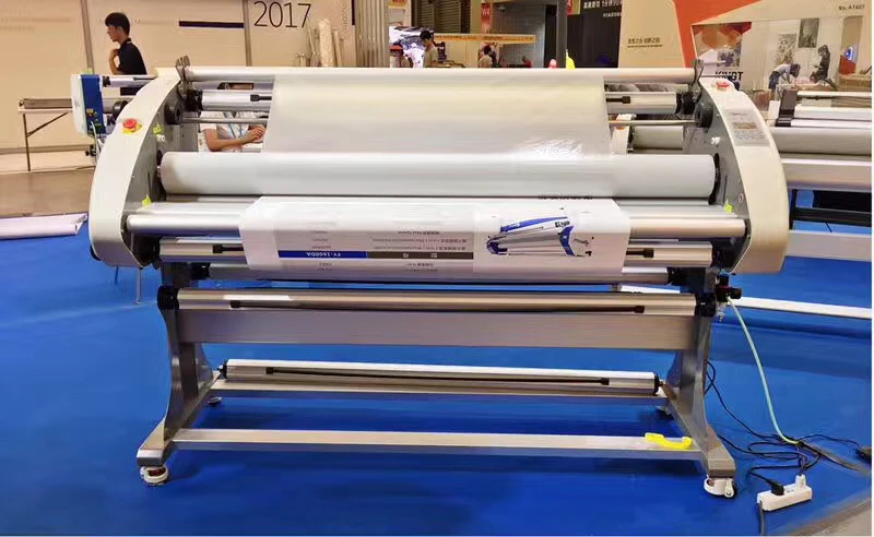 

FY-1600DA Cold Roll Laminator , Digital PVC Film Roll Laminating Machine With Air Cylinder