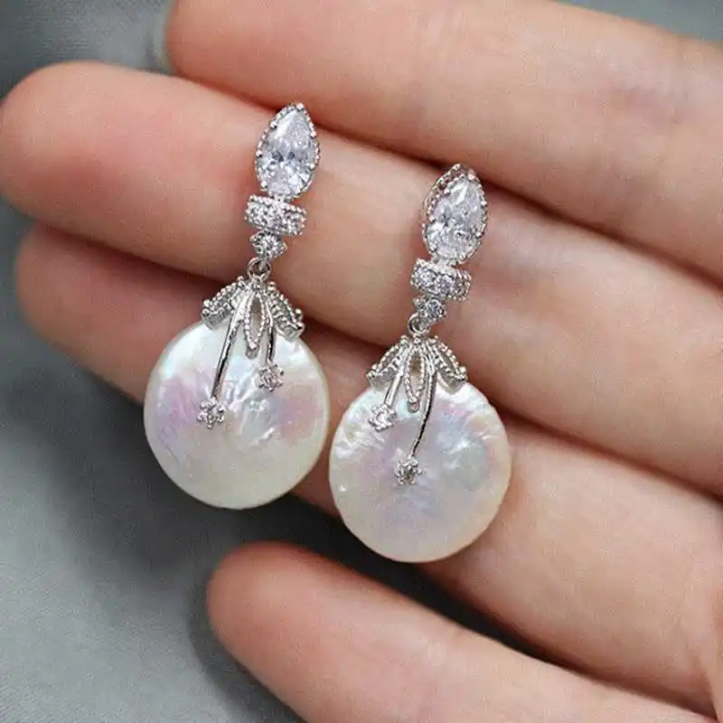 

French Baroque Pearl Earrings Female Design Sensory Ear Nails Small Style Zircon Micro-inlaid Betel Earrings