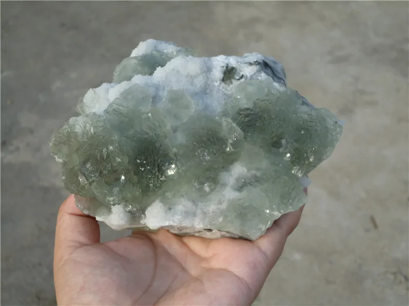 

1040 grams AAA Natural Green Fluorite Mineral Specimen Stone Fengshui Home Decoration Reiki Healing