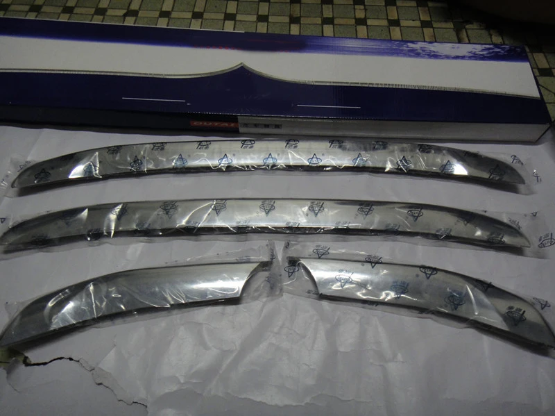 2010-2012 Chrome Front Grill Around Trim 4pcs Fit for HYUNDAI Santa Fe 2010 2011 2012