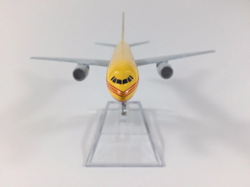 1:400 kids toys Boeing 757-200 B757 DHL Express Delivery Airplane 1/400 Yellow Aircraft Diecast Aircraft Toys for Children Gift