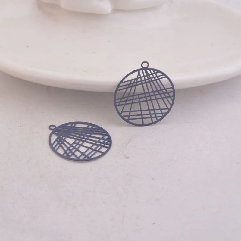50 Stück AC7406 20*22mm Bemalte Runde Anhänger in Grün-Korallenfarbe für DIY-Ohrringe – Detail 8