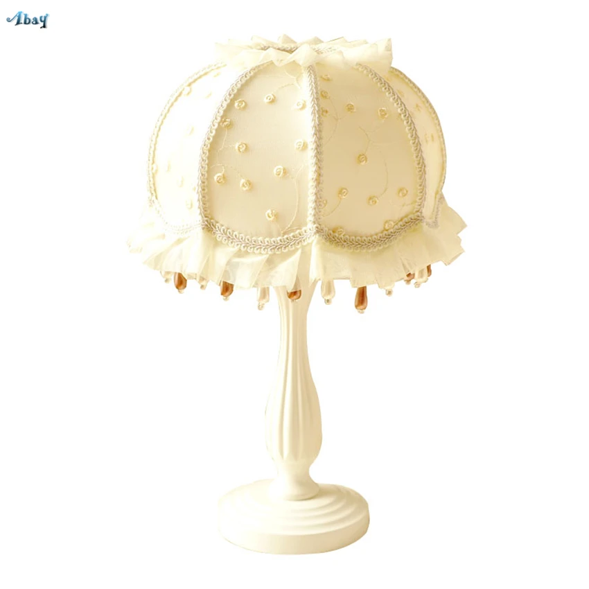 European Lace Fabric Shade Table Lamps Bedroom Bedside Desk Lights Cute Princess Light Pink Girl Room Study Decoration Fixtures