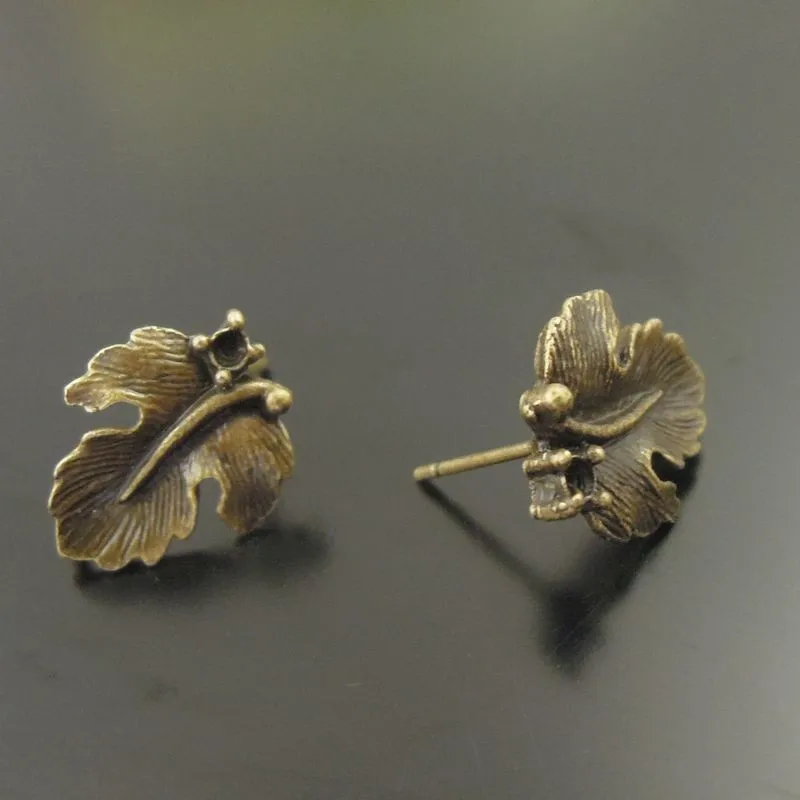 30pcs Bohemia Style Antique Bronze Leaf Earrings Studs Women Vintage Jewelry Handmade Crafts Component Jewelry Wholesale 20923