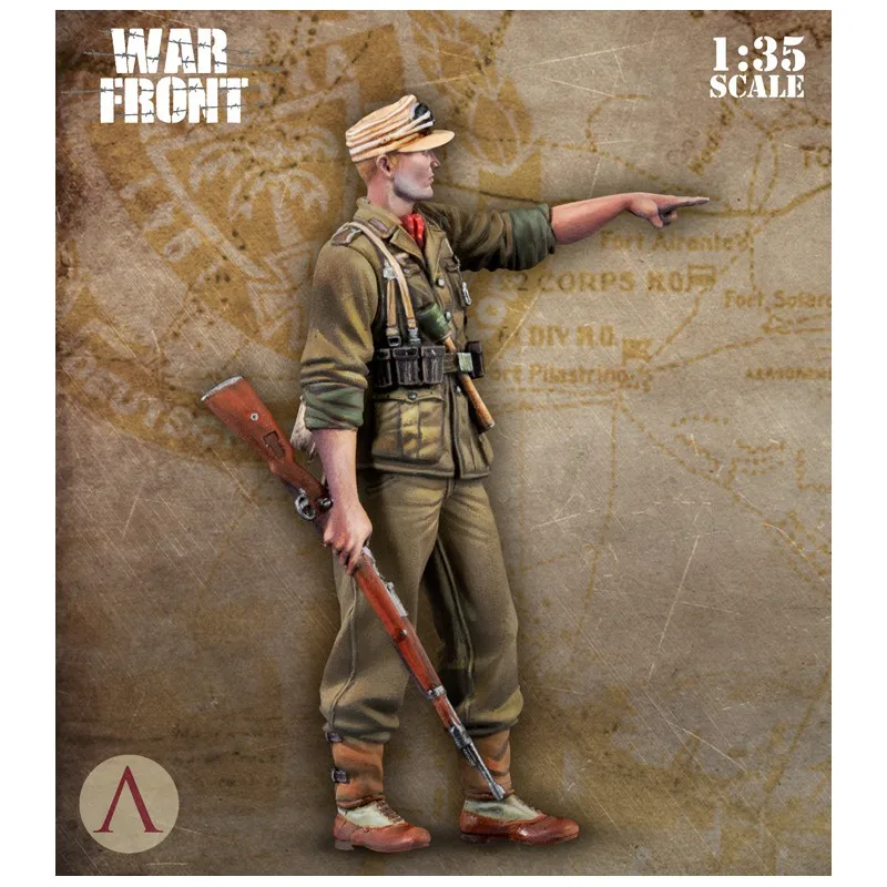 1:35 Resin kit  Standing soldier pointing to the front