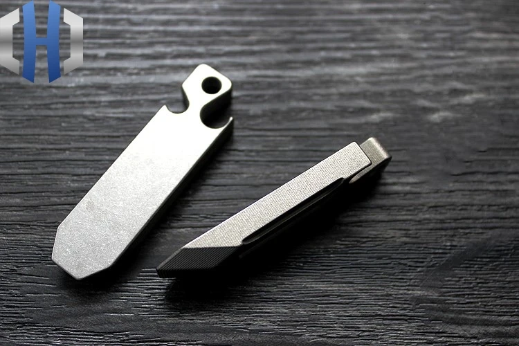 Titanium Alloy EDC Crowbar Keychain Pendant Screwdriver Gadget Bottle Opener