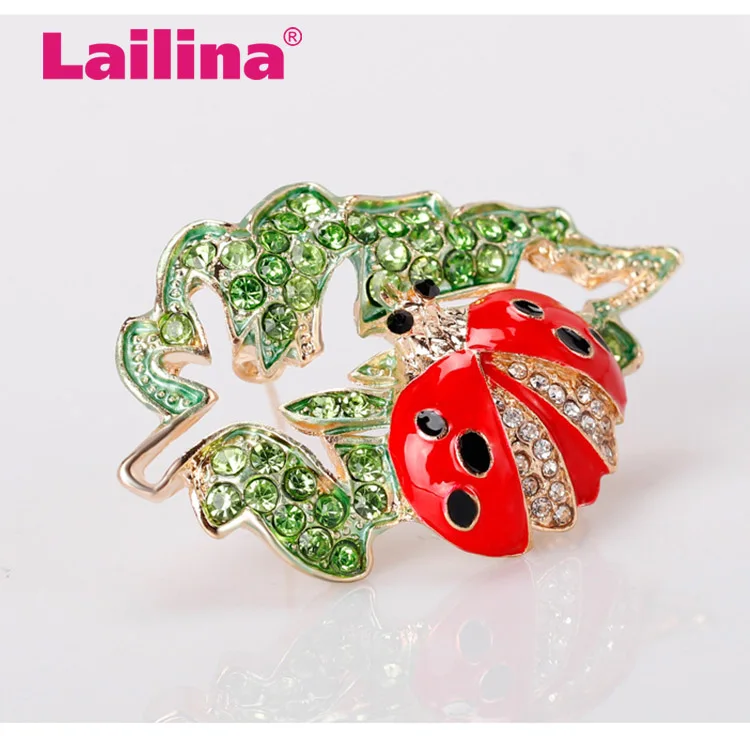 European and American popular enamel maple leaf seven star ladybug brooch