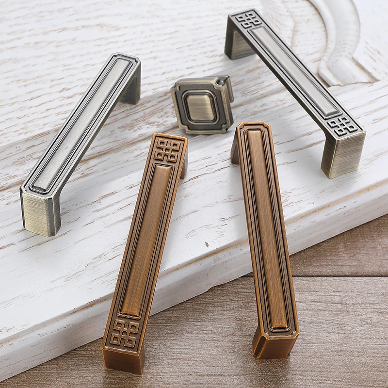 

AOBT Brass Solid Handles Cabinet Drawer Pulls Closet Knobs Classic Antique Vintage Kitchen Cabinet Door Handles Decor Hardware