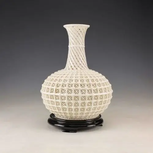 Exquisite Ancient Chinese Dehua White Porcelain Handwork Big Hollow- out Vase