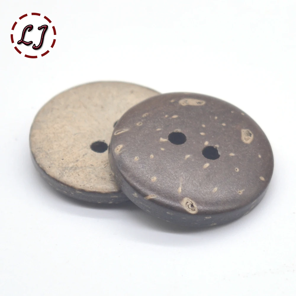 New 30pcs/lot Eco-Friendly Natural color coconut Sewing Buttons 2 Hole Button garment Scrapbooking Sewing Accessories DIY