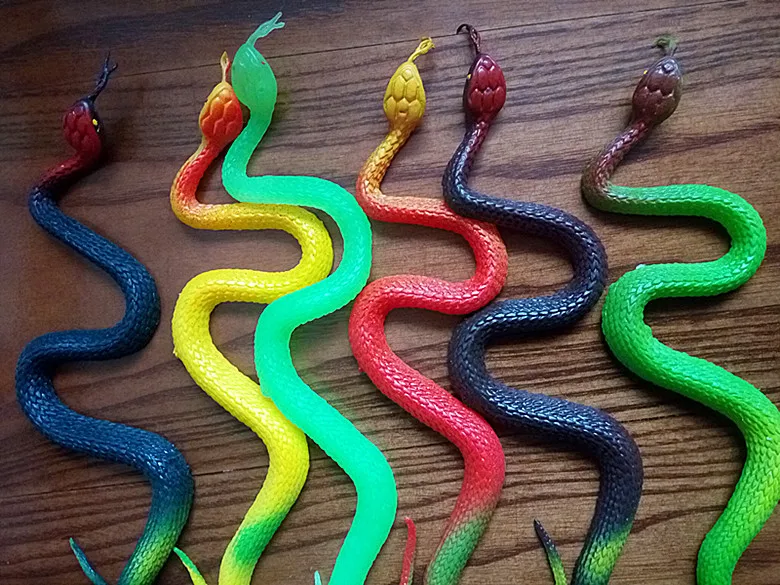 6 Stks/partij 35Cm Simulatie Snake Rubber Nep Grappige April Fool Joke Funny Gags Truc Speelgoed Halloween Prank Prop Voor decor