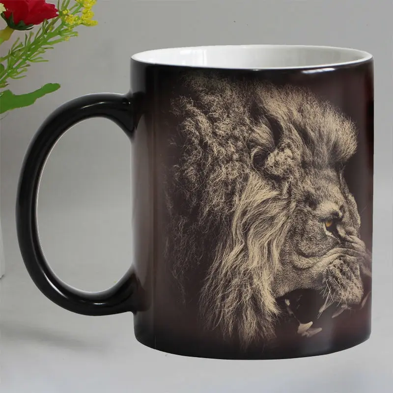 Divertente novità tazze da caffè che cambiano colore in ceramica animale leone, tazza da tè magica, regalo sorpreso, 330ML