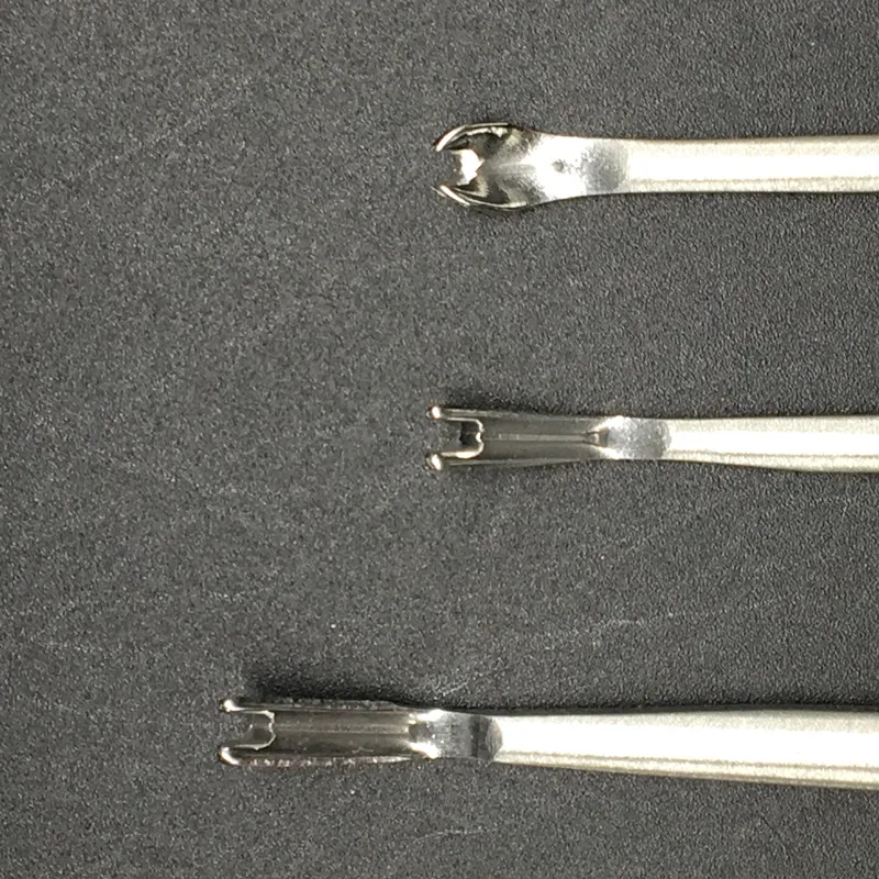 1 PCS FAI DA TE In Pelle di Lavoro Utensili In Metallo Strumenti Del Mestiere di Cuoio U A Forma di V FAI DA TE Lavorazione della pelle Intagliare Strumenti di Pelle