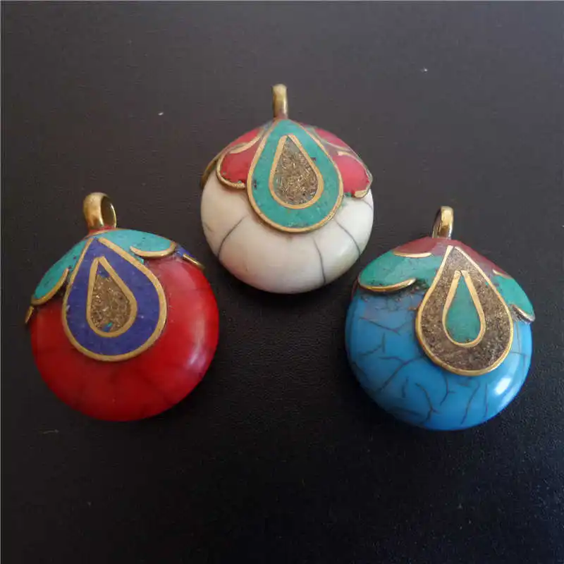 TBP593 Nepal Vintage Handmade Pendants Brass Capped Resin Bud Charms Multi Colors