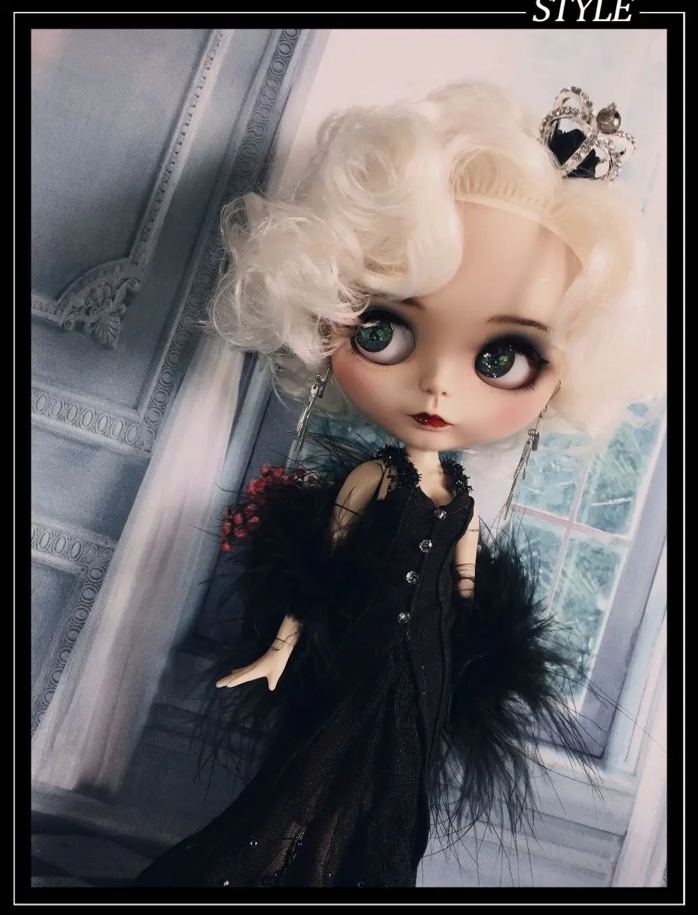 3pcs/set sexy Black evening dress Crown headdress +Tight dress+shawl for blyth 1/6 dolls Accessories clothes for dolls