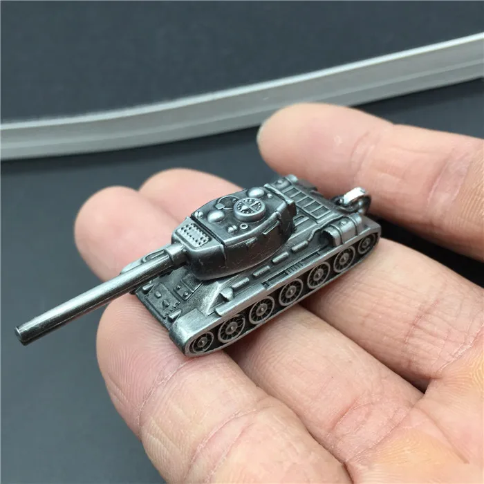 HOT SALE Vintage World Of Tanks Keychain Men Retro WOT Key Chain Bag Car Trinket Male Jewelry Boyfriend Party Gift Souvenir